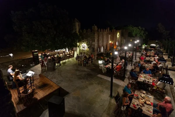 Discover Dibeklihan Culture & Art Village