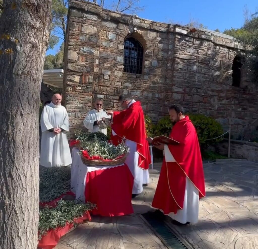 Sunday Prayer at Mary’s House