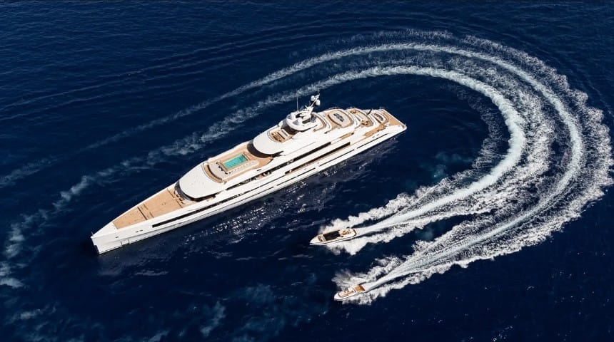 The 107m Benetti Superyacht Mar