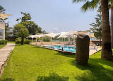 Farrys Boutique Hotel