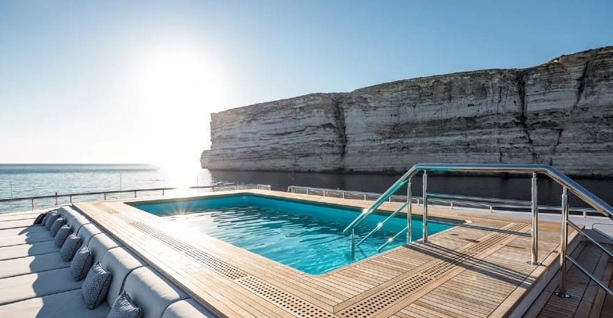 The 107m Benetti Superyacht Mar