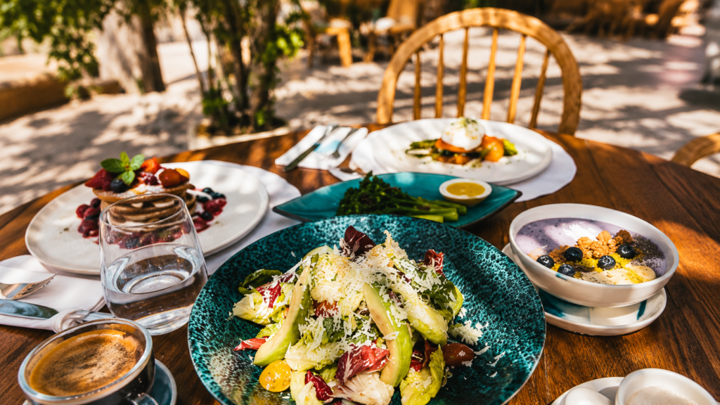 Villa Azur Yalıkavak Bodrum Gastronomy elegant Mediterranean dining with fresh seafood, premium grilled specialties, seasonal local ingredients, French Riviera-inspired cuisine, signature cocktails, and stunning Aegean Sea views.