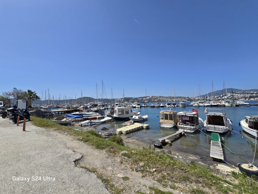 Gümbet Koyu Günlük Gezi Tekneleri Motorlu Taşıyıcılar Kooperatifi